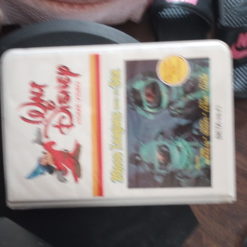 Walt Disney 20k leagues under the sea vtg